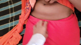 Aur Titties Dabaya saree fingering Asian couple sex video