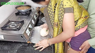 Desi housewife saree ass play sex tube preview