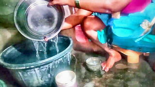 Indian aunty saree plate cleaning sex tube preview